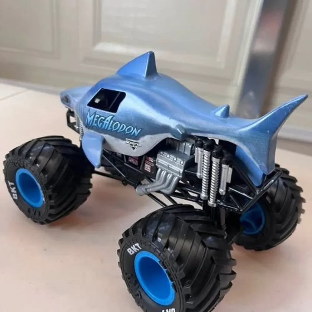 Monster Jam Megalodon Monster Truck